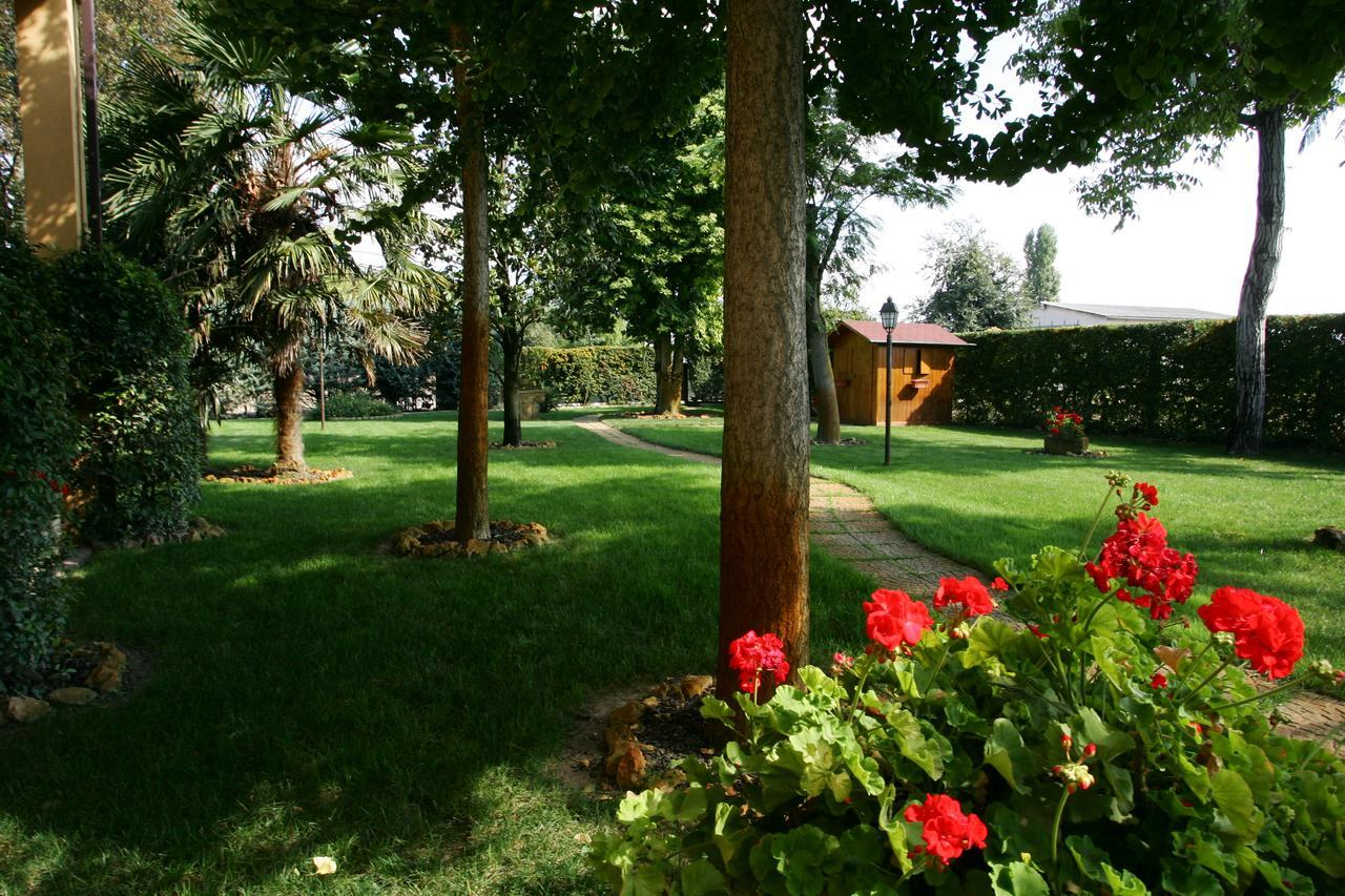 Megliadino San Vitale Ristorante Albergo Al Capitello מראה חיצוני תמונה
