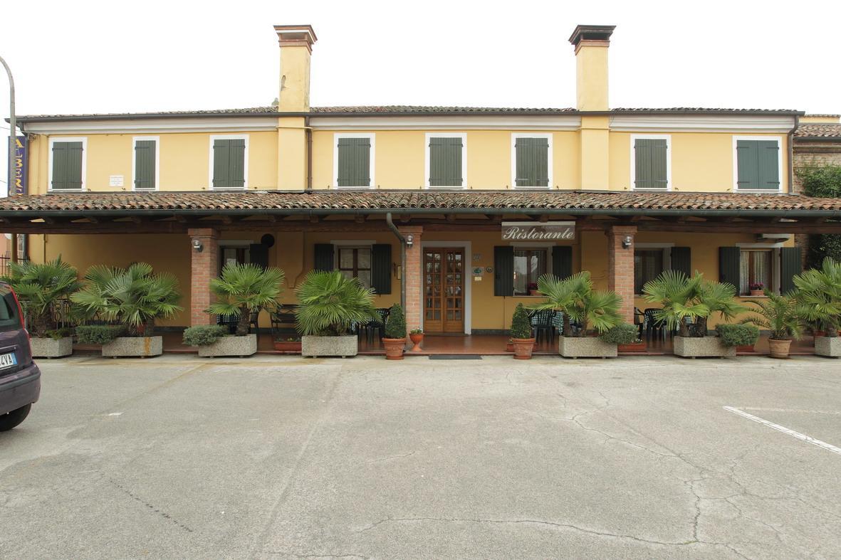 Megliadino San Vitale Ristorante Albergo Al Capitello מראה חיצוני תמונה
