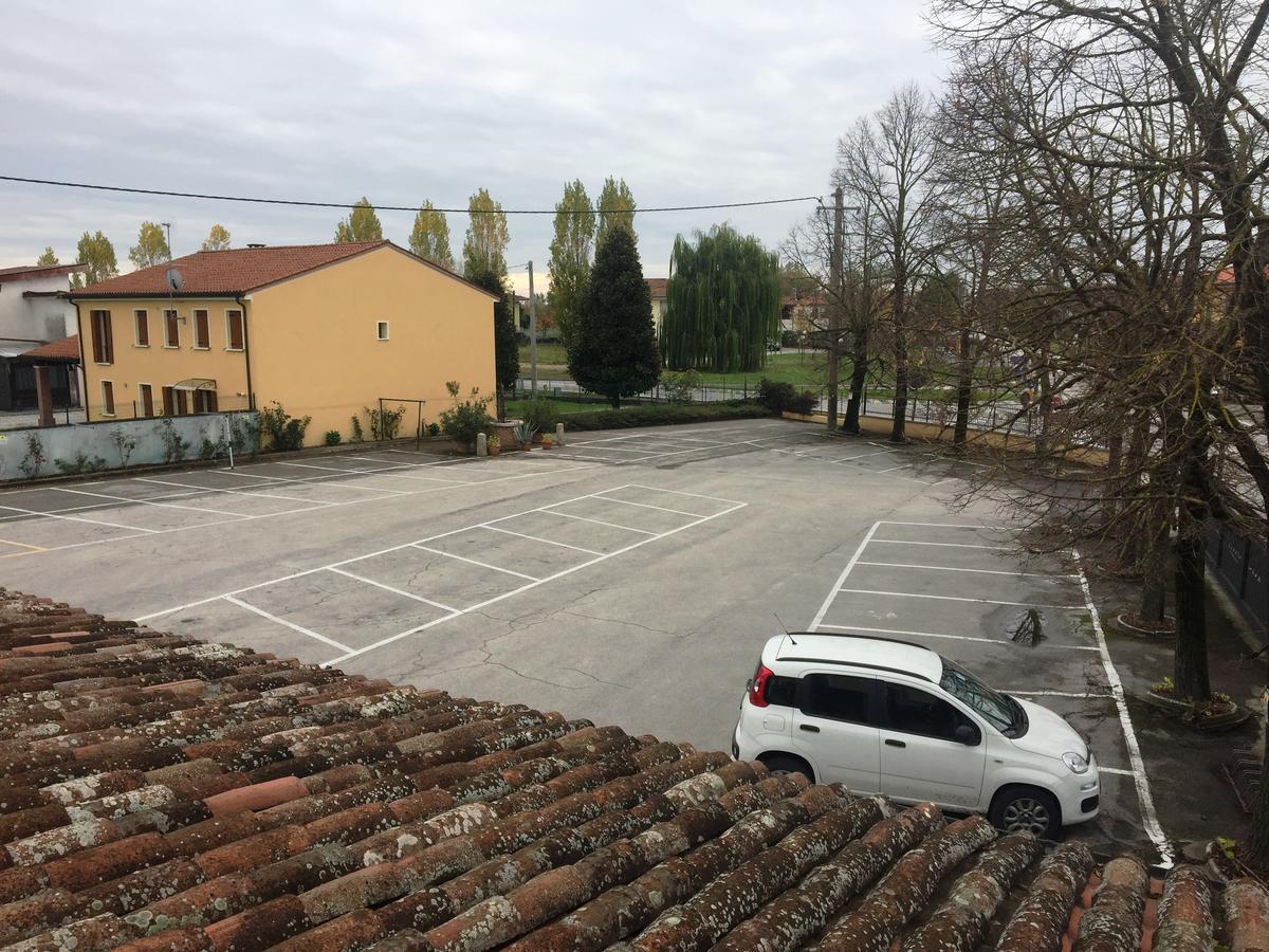 Megliadino San Vitale Ristorante Albergo Al Capitello מראה חיצוני תמונה